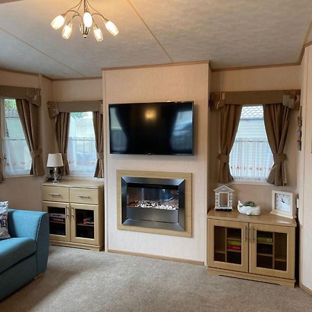 Mudeford Beach Lodge Extérieur photo
