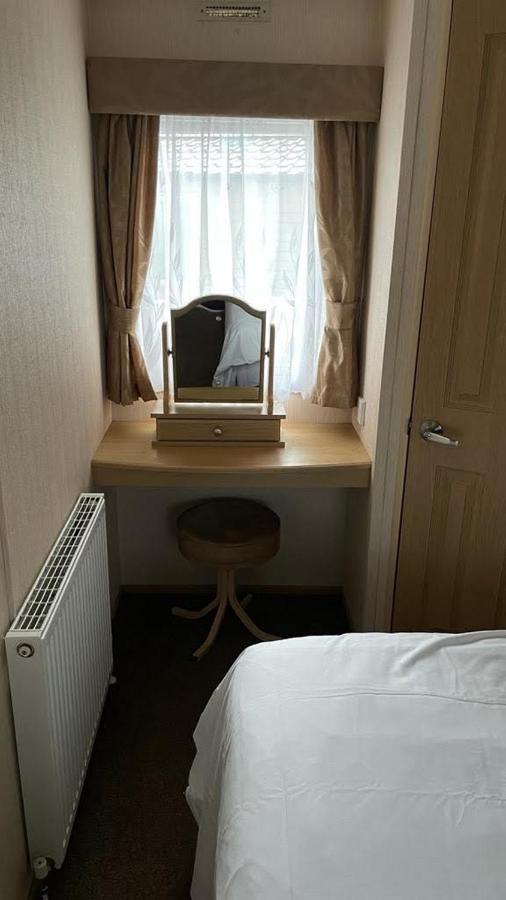 Mudeford Beach Lodge Extérieur photo