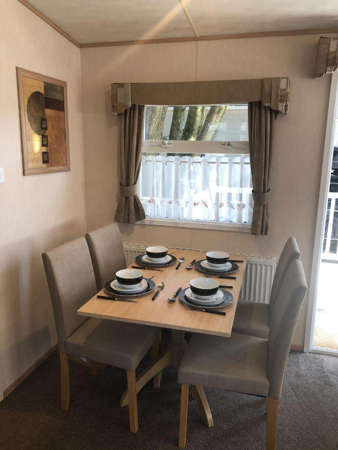 Mudeford Beach Lodge Extérieur photo